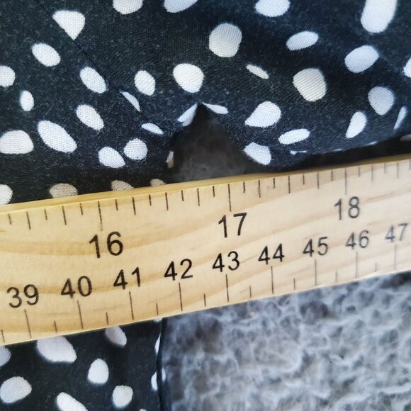 Savanna Jane Top Womens Medium Black Boho Embroidered V-Neck Polka Dot Blouse - Picture 6 of 8